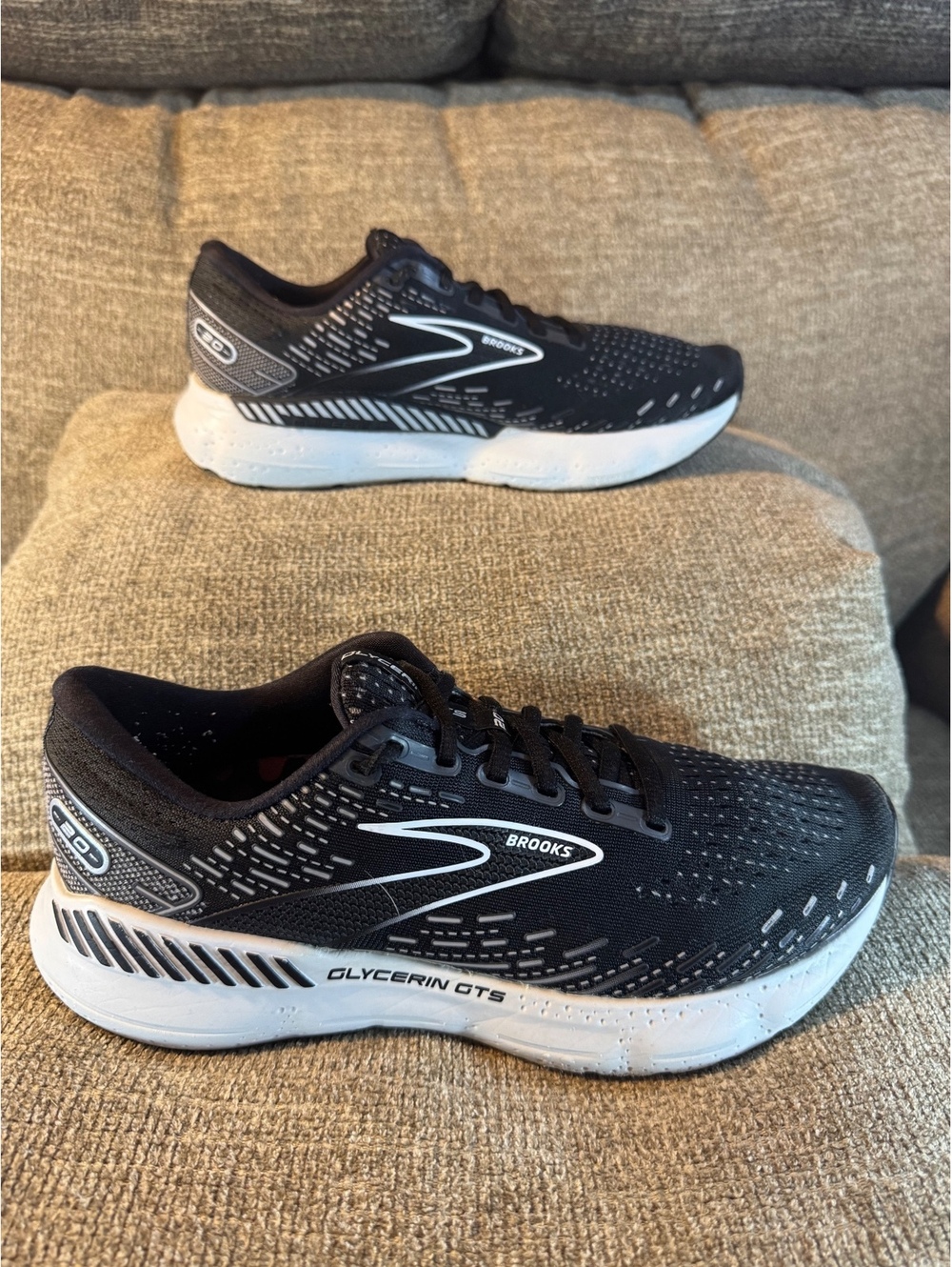 Brooks Glycerin GTS 20 Women's Running Shoes Black White Size 9 B Medium